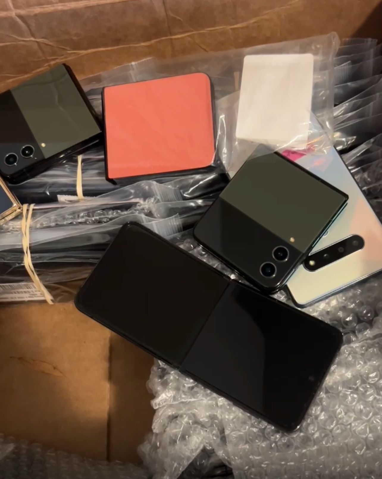 Phones In Bulk For Good Prices Inbox For More Details 