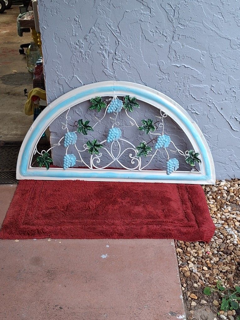 Large Metal Grapevine Above Door Garden Sunroom Indoor/Outdoor Wall Art - Mediterranean Motif