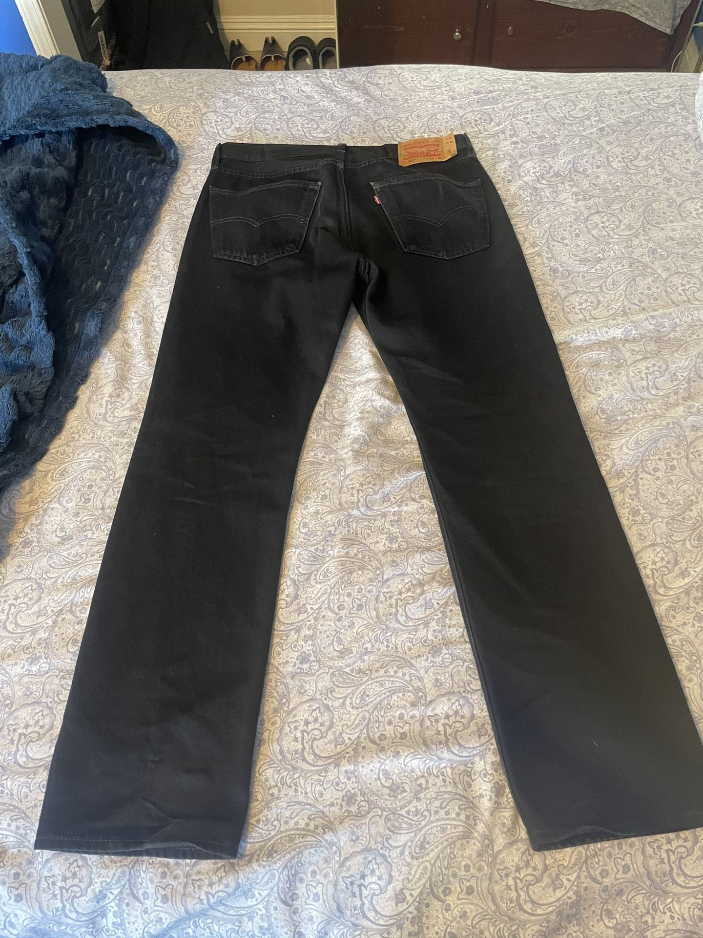 Black Levi 501s