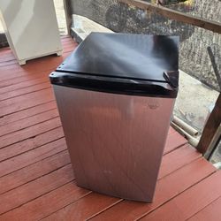 Arctic King Small Refrigerator