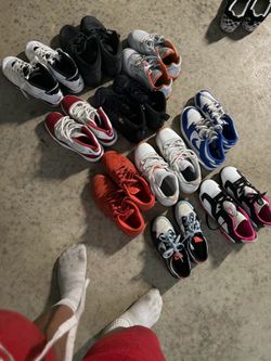 Pick you 4 Jordans for 200 there retros