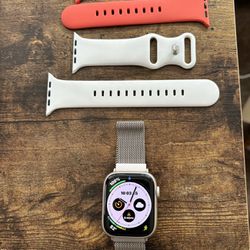 Apple Watch Series 9, 45mm, Starlight Case, Gps Cellular, Extra Bands, Unlocked, $400