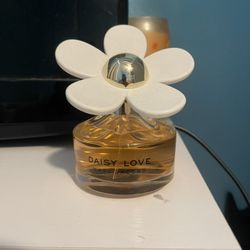 Daisy Love by Marc Jacobs