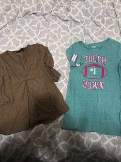 Women/teens tops size medium