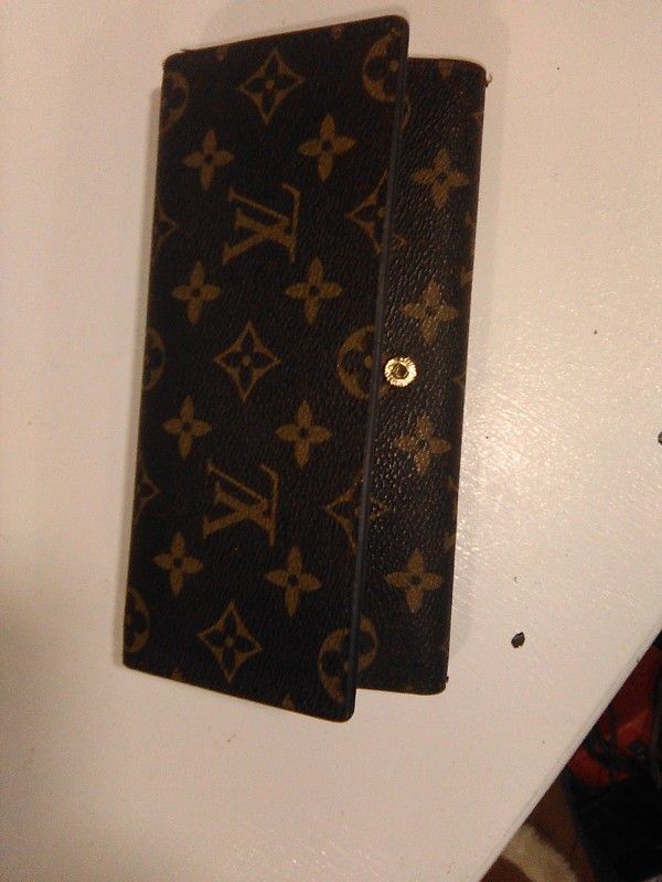 New Louis Vuitton Brown Tri Fold Monogram Wallet