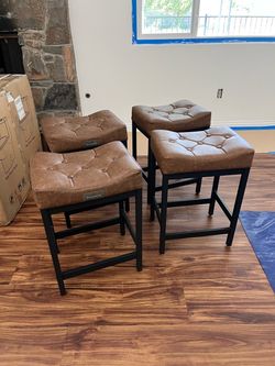 Set of 4 Bar Stools