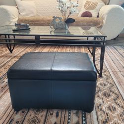 mueble individual de almacenamiento Otomana. Single Storage Ottoman. 