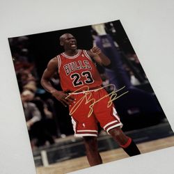 Signed Michael Jordan 8x10 Photos
