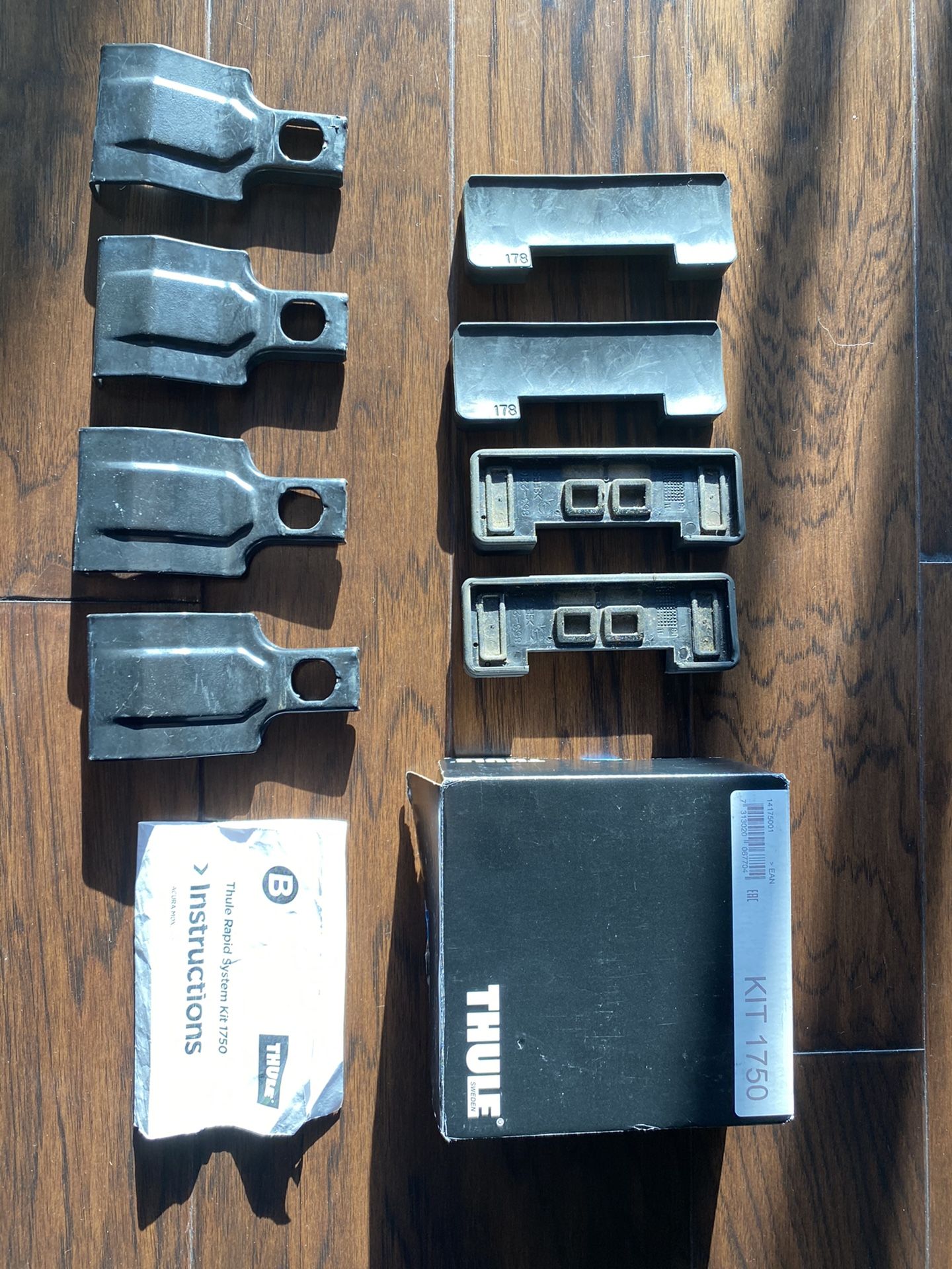 Thule fit outlet kit 1750