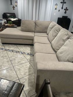 Sectional couch