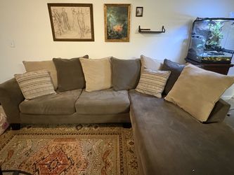 Gray Fabric Sectional Sofa with Pillows