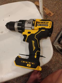 Hammer drill dewalt