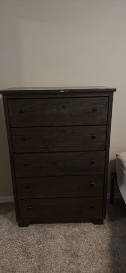 5 Drawer Dresser