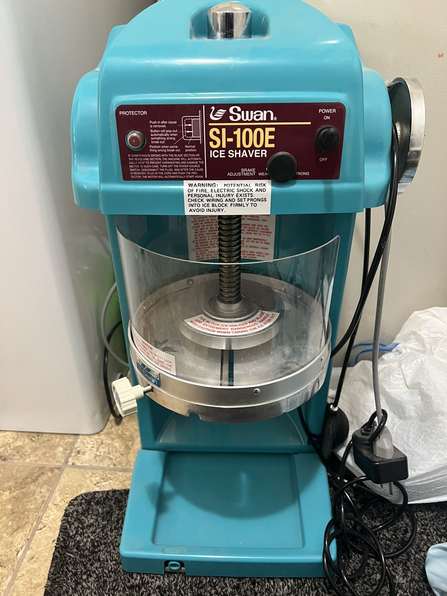 Swan Shave Ice Machine for Sale in Mesa, AZ OfferUp