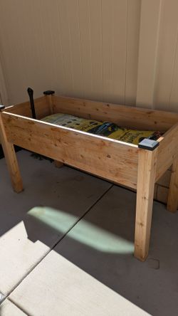 New Planter never used