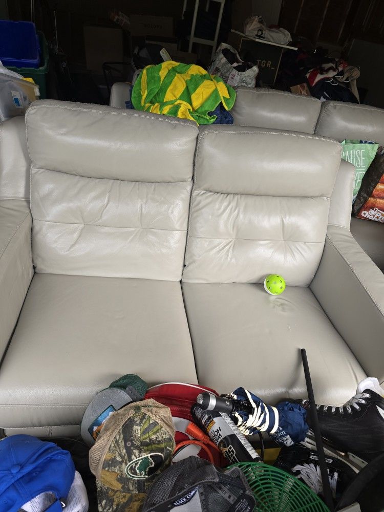 2 Seat Reclining Couch