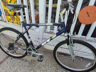 GT mountain bike