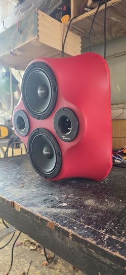TT Panel Red Color