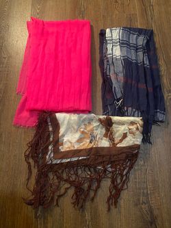 Set Of 3 Women’s Abercrombie & Fitch Fashion Scarves