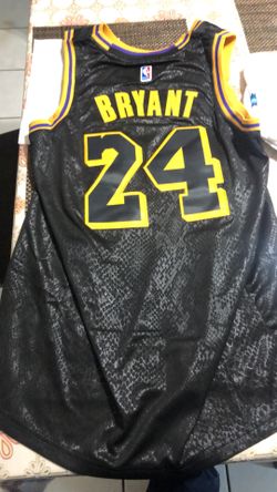 Kobe mamba jersey