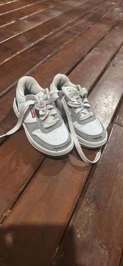 Nice Levi s size kids 11m