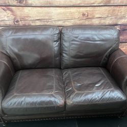 🟤 🔥 Premium Leather Loveseat — $249.99