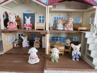 calico critter doll house