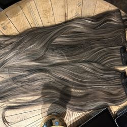 Gorgeous Light Brown 26 In Clip In Hair Extensions!  New