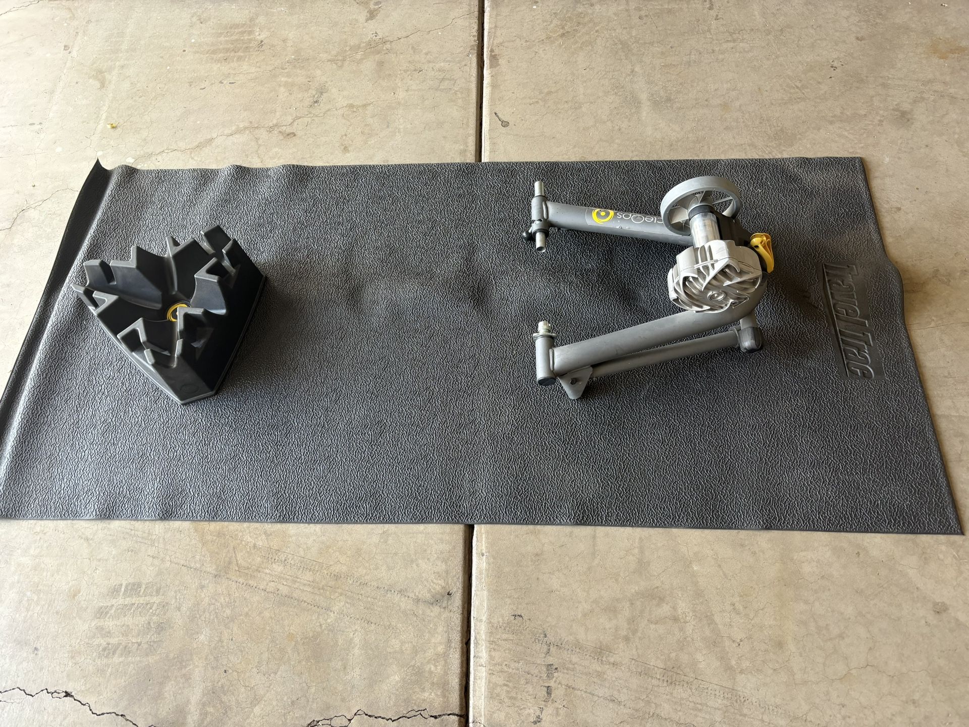 CycleOps Fluid² Bike Trainer