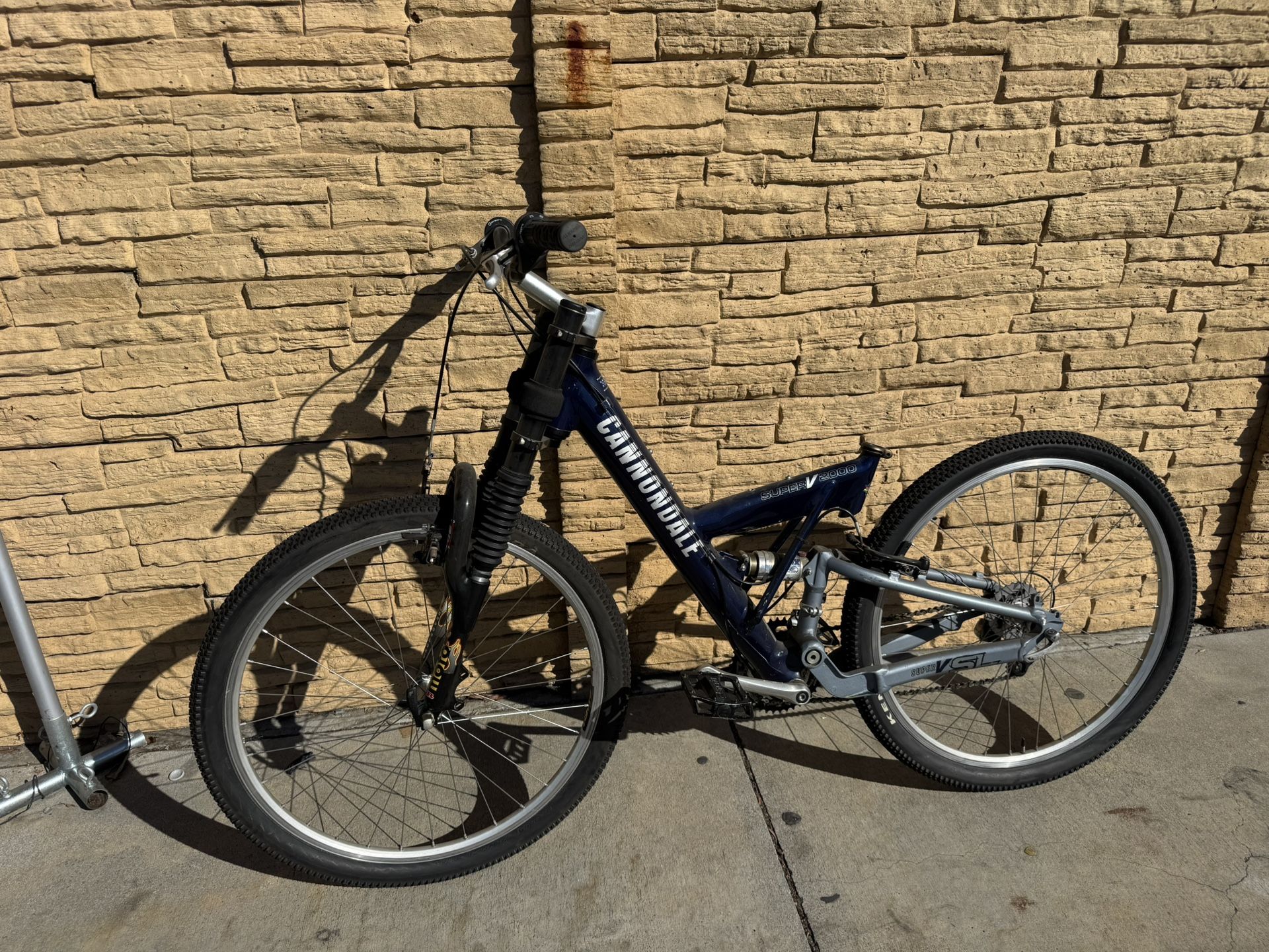 Cannondale Super V 2000