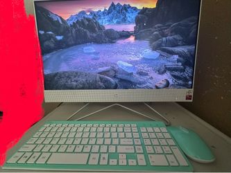 HP 24” All-in-One Desktop PC – Excellent Condition