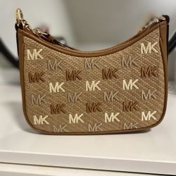 Michal Kors Purse 