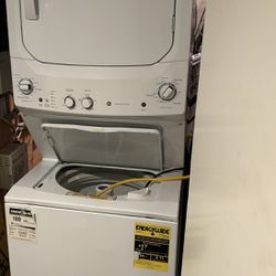 GE Stacked Washer Dryer Combo Gas