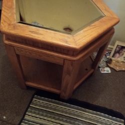 Wood End Table Good Condition $15.00 