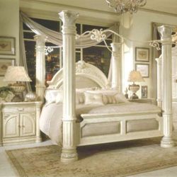 Beautiful Michael Amini Bedrooom Set ( Deliver Available ) 