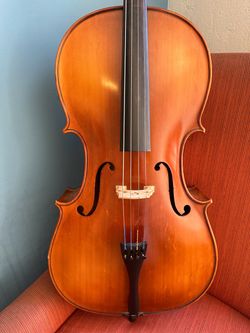 Full size cello