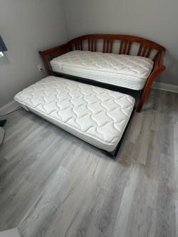 Twin Daybed with Trundle – $150 Delivered