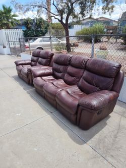 Reclining sofa set