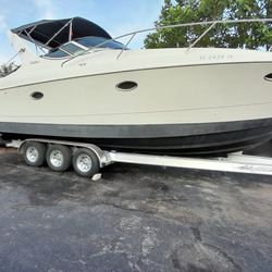 storage of boats for month ,trailers ,jet skis nw 79 st i 95 close 3 minutes of the marine ramp pelican harbor in 79 st, storage de botes ,trailers,je