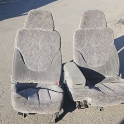 S10 Sonoma Seats