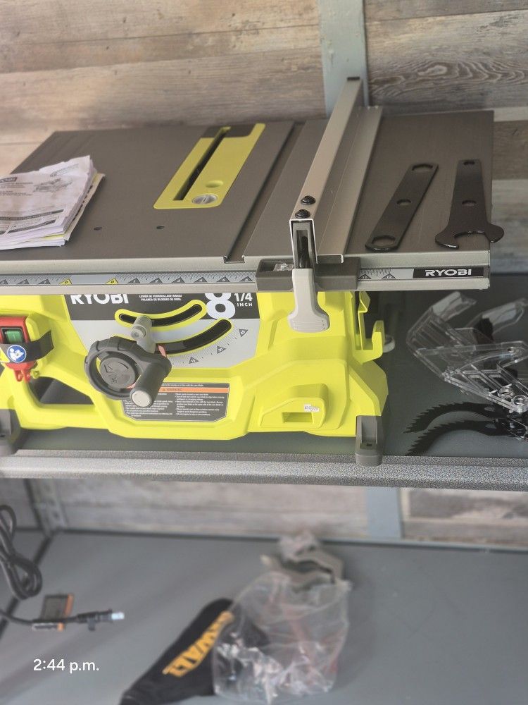 RYOBI TABLE SAW 81/4 NEW 