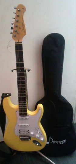 Brand New Electric Guitar w Case