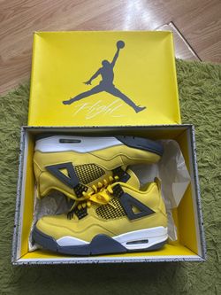 Jordan lighting 4s (2021)