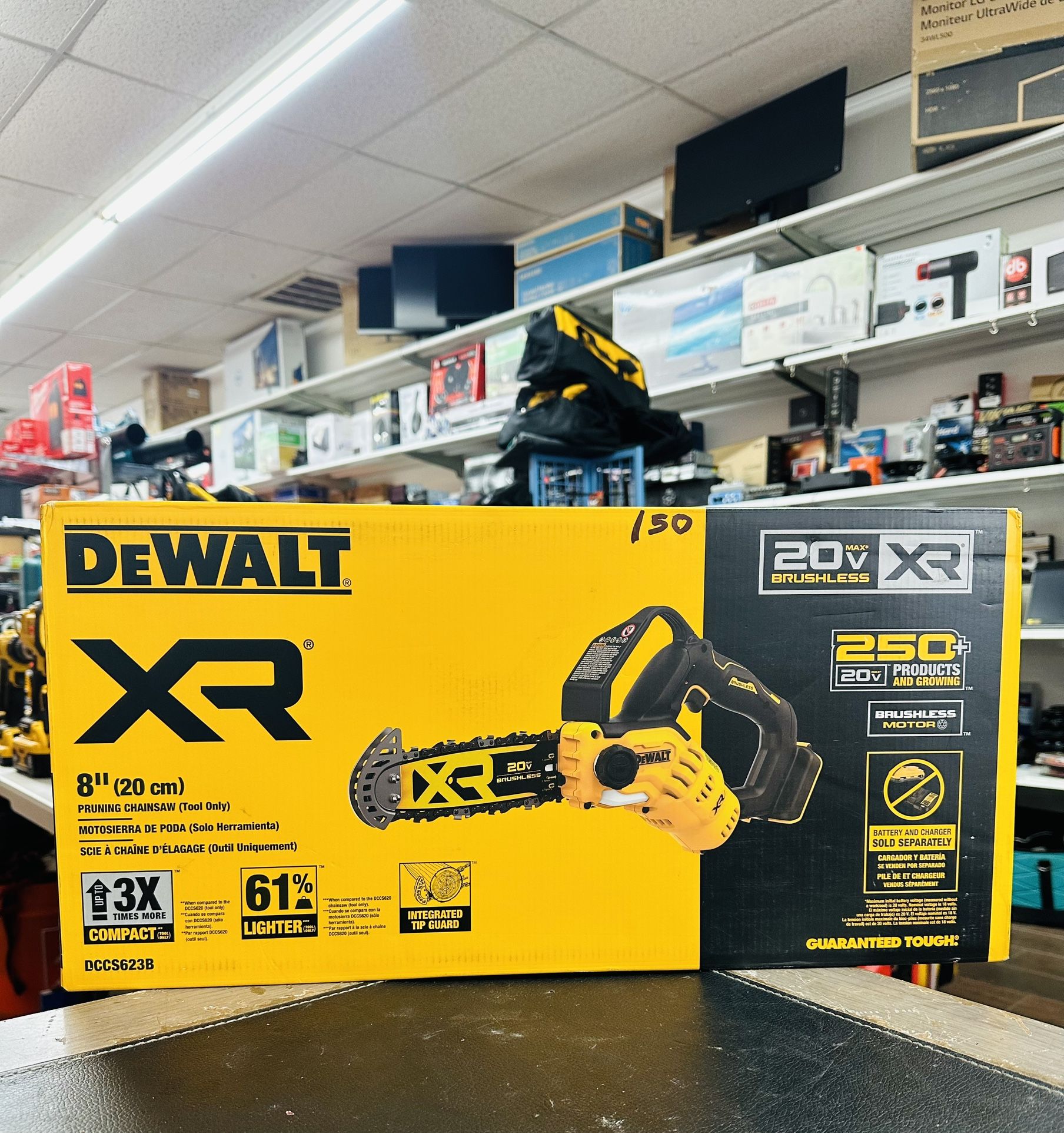 DEWALT 20V MAX 8 in. Brushless Cordless Battery Powered Pruning Chainsaw (Tool Only)