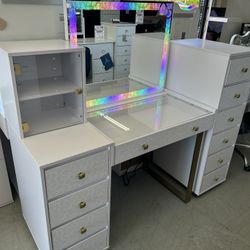 Hello Kitty Slay station Duet Vanity Desk  And Mirror Set