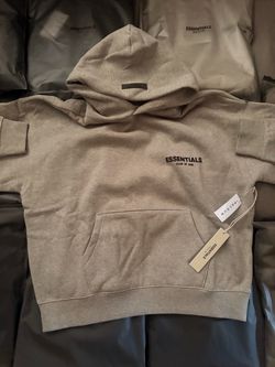 Essential hoodies all sizes ! 35$!