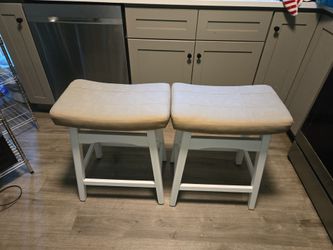 2 White stools