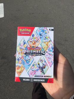 Prismatic Evolution Booster Bundle