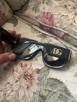 D&G Sunglasses unisex gold and black designer