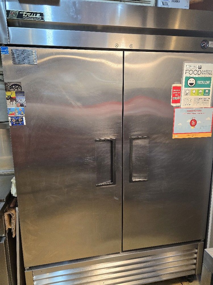Refrigerator